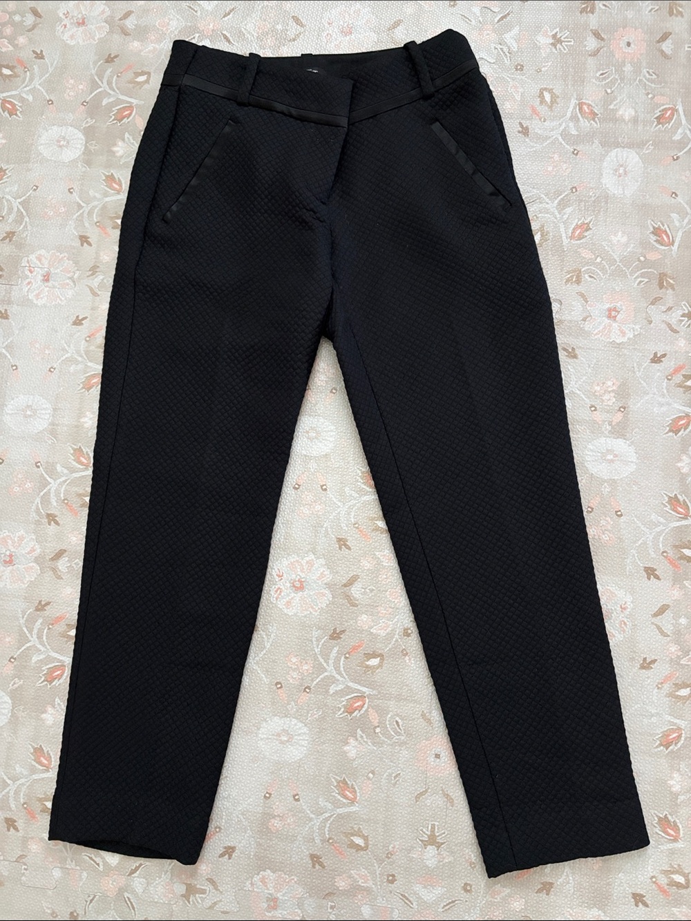 Ann Taylor LOFT Marisa skinny ankle dress pants in textured black Size 0 Petite